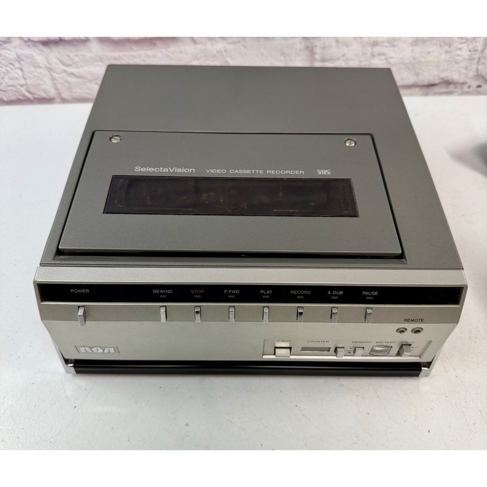 Vintage RCA Video Casette Recorder Selectavision Made In Japan Untested Case